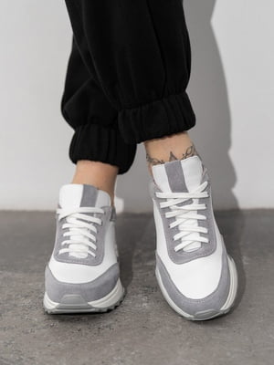 Біло-сірі комбіновані кросівки | 6811118