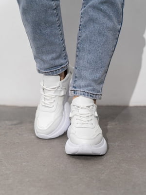 Білі шкіряні кросівки з грубою підошвою | 6811131