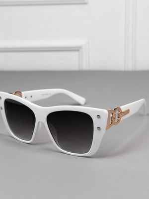 Білі сонцезахисні окуляри моделі кішки | 6811214