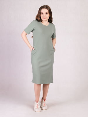 Сукня оливкового кольору в рубчик для вагітних з коротким рукавом  | 6811280