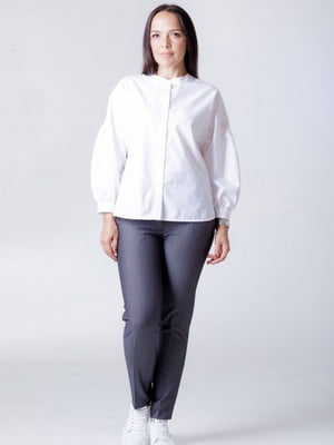 Біла бавовняна блузка з коміром-стійкою | 6765532