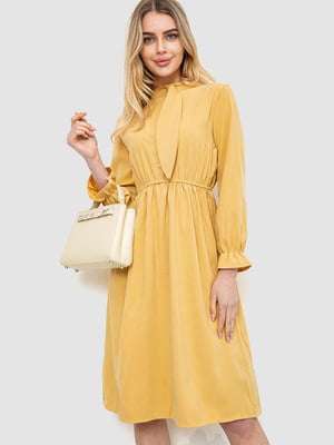 Желтое платье с длинным рукавом и акцентом на талии | 6810472