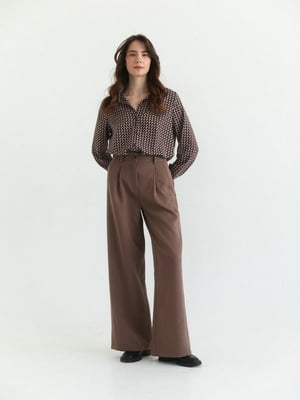 Вільні коричневі штани  з унікальними складками та бічним рельєфом | 6766048