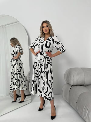 Шовкова біло-чорна сукня А-силуету з принтом і поясом | 6816581