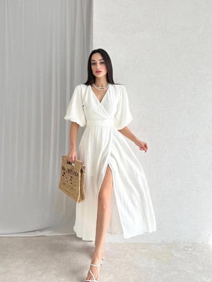 Молочна сукня А-силуету “на запах” з об’ємними рукавами | 6820512