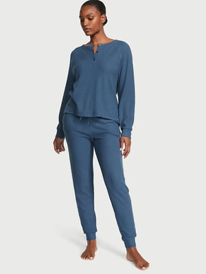 Синя піжама в рубчик: джемпер і джогери | 6825986