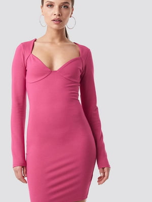 Рожева сукня-футляр з ефектним декольте | 6826608