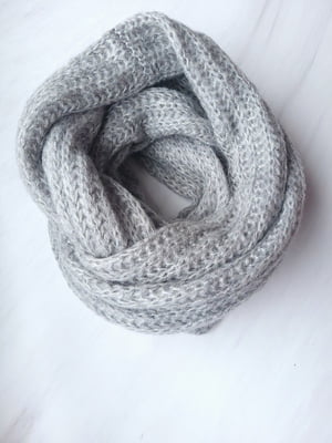  В'язанний сірий шарф-снуд (148х60 см) | 6827043