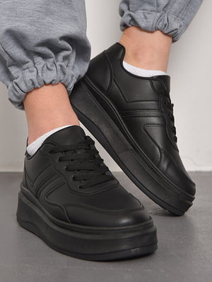 Кросівки чорного кольору на шнурівці | 6828240