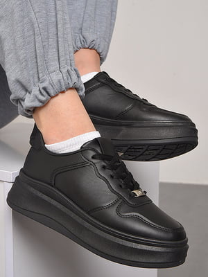 Кросівки чорного кольору на шнурівці  | 6828257