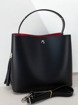 Шкіряна чорна сумка-шопер з китицею і червоною підкладкою | 6829149