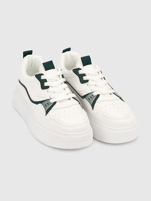 Білі кросівки на шнурівці | 6830559