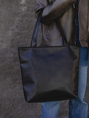 Чорна сумка шопер лаконічного дизайну | 6832384