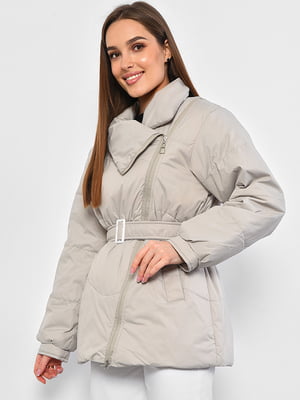 Демісезонна сіра куртка з асиметричним коміром і поясом | 6835129