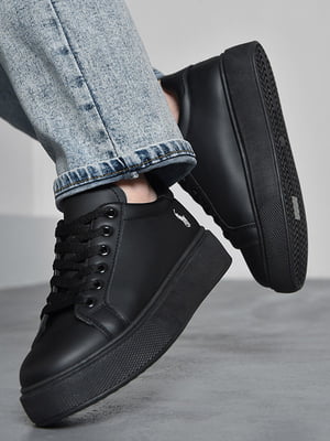 Кросівки чорного кольору на шнурівці | 6835380