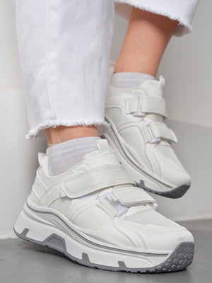 Кросівки білого кольору на липучках | 6835417