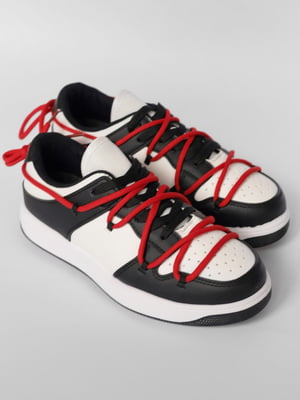 Кросівки чорно-бiлі на червоній шнурівці  | 6835677