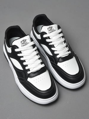 Кросівки чорно-білого кольору на шнурівці  | 6835727