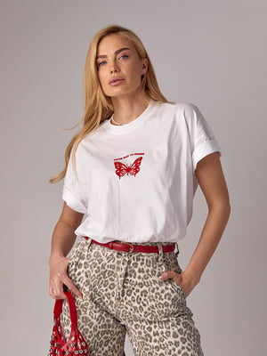 Белая футболка oversize с принтом бабочки | 6838573