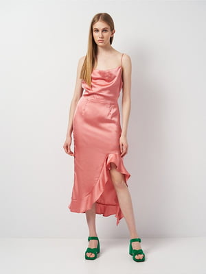 Асиметрична рожева сукня з оборкою по подолу | 6840554