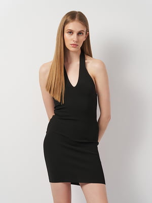 Облягаюча чорна міні-сукня в рубчик | 6840599