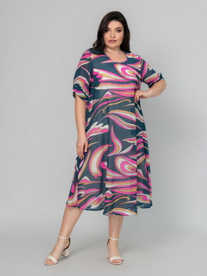 Разноцветное платье А-силуэта в принт с коротким рукавом | 6845354