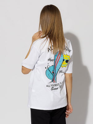 Жіноча футболка регуляр S білий ADEN Shop ЦБ-00219209 | 6841743