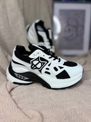 Кросівки чорно-білі з лого | 6845456