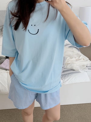 Комплект блакитного кольору: футболка та шорти | 6847397