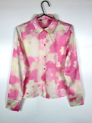 Блузка на ґудзиках рожева з принтом | 6848927