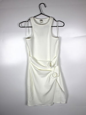 Біла міні-сукня “на запах” | 6849774
