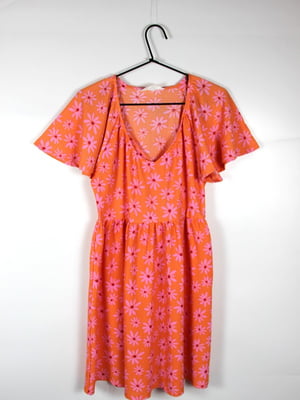 Сукня помаранчевого кольору в квітковий принт | 6849921