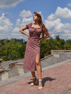 Сукня А-силуету фрезового кольору з принтом і розрізом | 6850845
