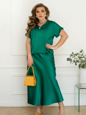 Розкішний зелений атласний костюм: блуза та спідниця | 6857312