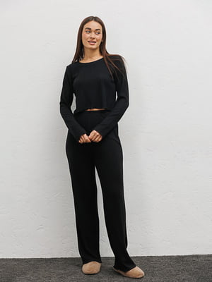 Черная трикотажная пижама: лонгслив, брюки | 6852781