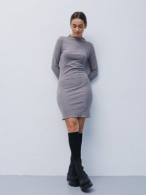 Облягаюча коротка сіра сукня | 6853102