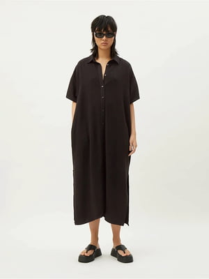 Вільна чорна сукня-сорочка з короткими рукавами | 6860654