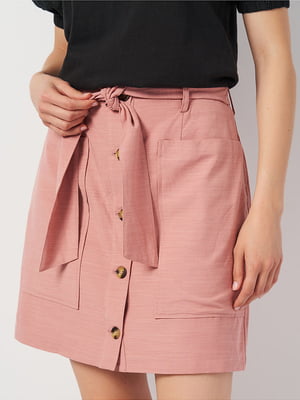 Светло-розовая короткая юбка на пуговицах | 6865339