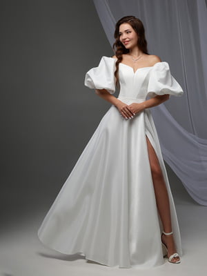 Весільна довга сукня з рукавами | 6873909