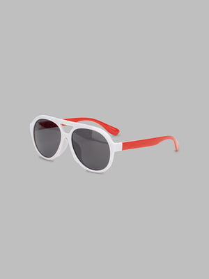 Сонцезахисні окулярі в червоно-білій оправі | 6875907