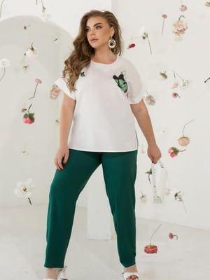 Біло-зелений костюм: блуза з принтом та штани | 6889496
