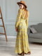 Платье желтое с цветочным принтом | 5364534 | фото 2