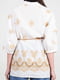 Блуза бело-бежевая с орнаментом | 5416773 | фото 4
