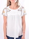 Блуза белая с цветочной вышивкой | 5510118