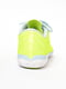 Кроссовки салатового цвета с логотипом | 5663393 | фото 3