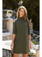 Платье-свитер оливкового цвета | 5691276