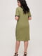 Платье оливкового цвета с принтом | 5734810 | фото 3