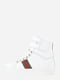 Ботинки белые с декором-логотипом | 5808120 | фото 2