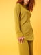 Костюм оливкового кольору: джемпер і штани | 5903962 | фото 7