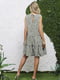 Платье А-силуэта цвета хаки с цветочным принтом | 6045091 | фото 3